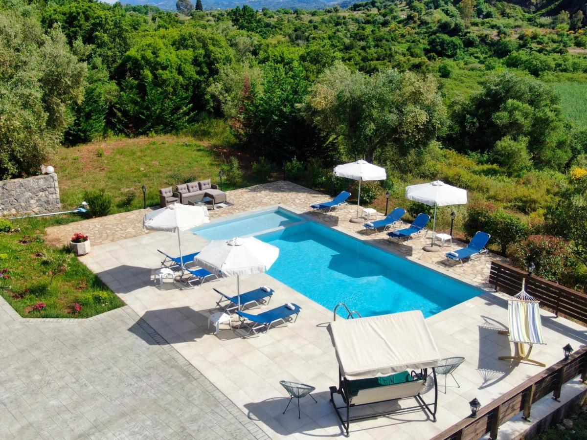 Jazz Rock With Large Private Pool *