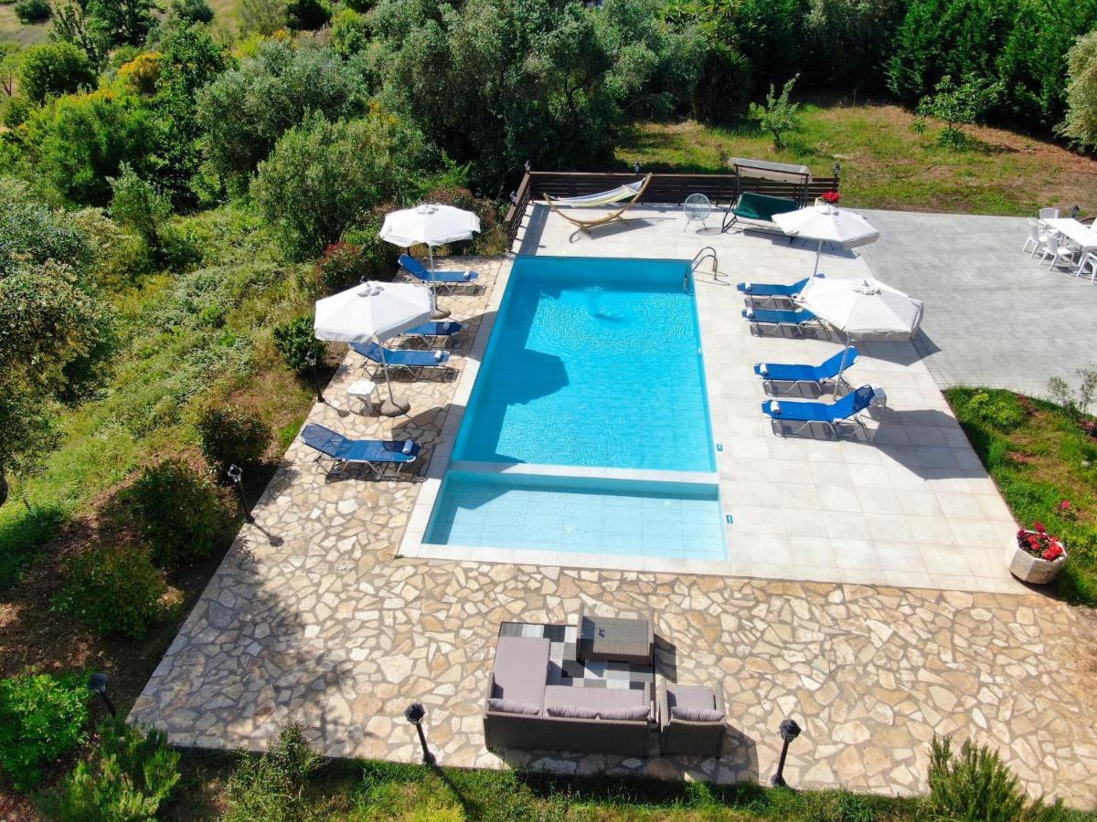 Jazz Rock With Large Private Pool