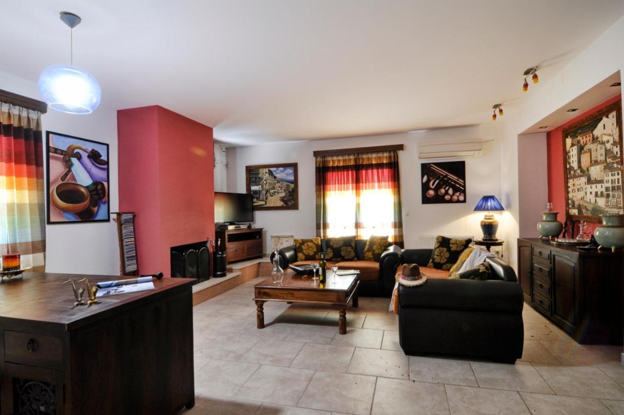 Jazz Rock With Large Private Pool * Gouvia